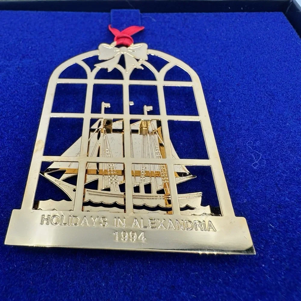 1994 Holidays in‎ Alexandria Brass Ornament Sailboat w/ Box by Sue Lynch VTG